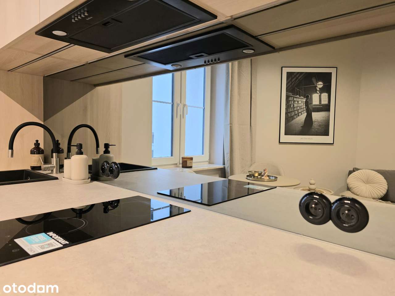 ROI 7,1% Dwupack inwestycyjny.2 kawalerki w TOP lokalizacji Garbary 62-1