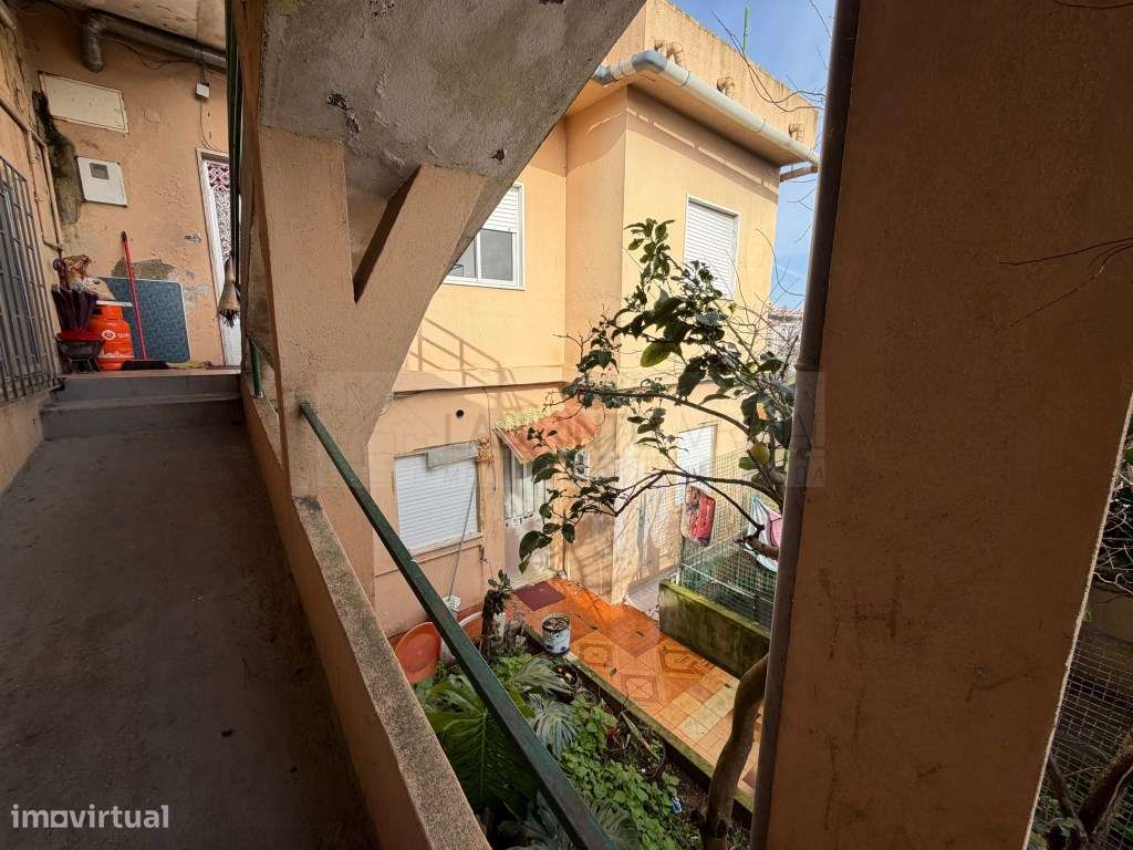 Prédio Residencial + Armazém com 1000m² na Arroja, Odivelas - Local...-4