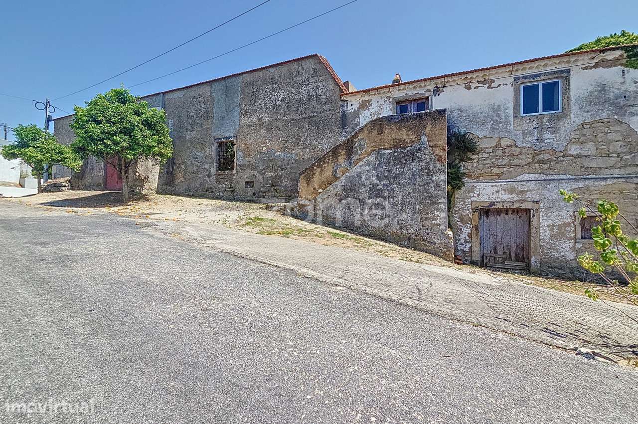 Moradia Histórica em Reveles |Investimento| Oportunidade - Grande imagem: 4/34