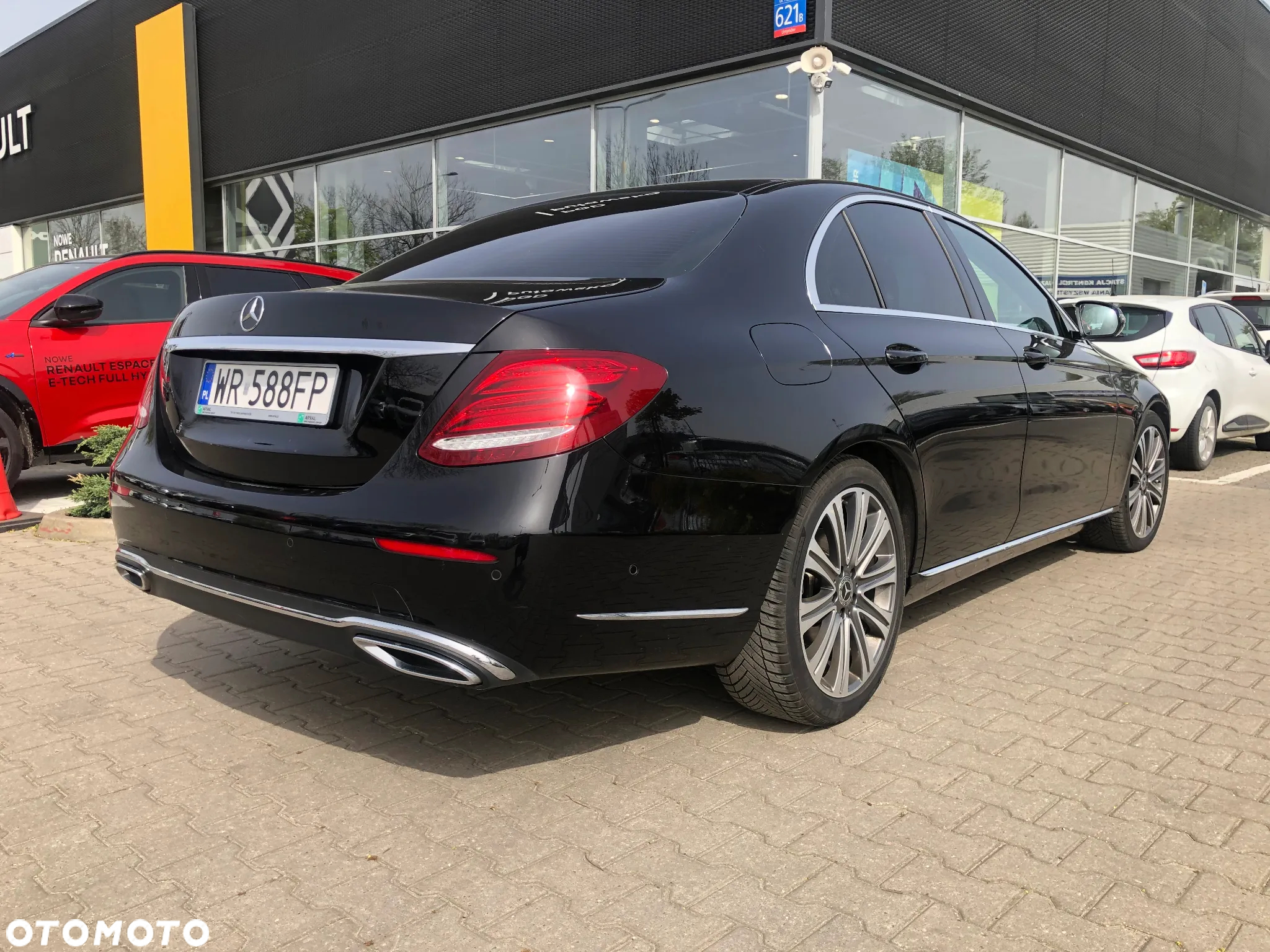 Mercedes-Benz Klasa E 200 d 9G-TRONIC Exclusive - 4