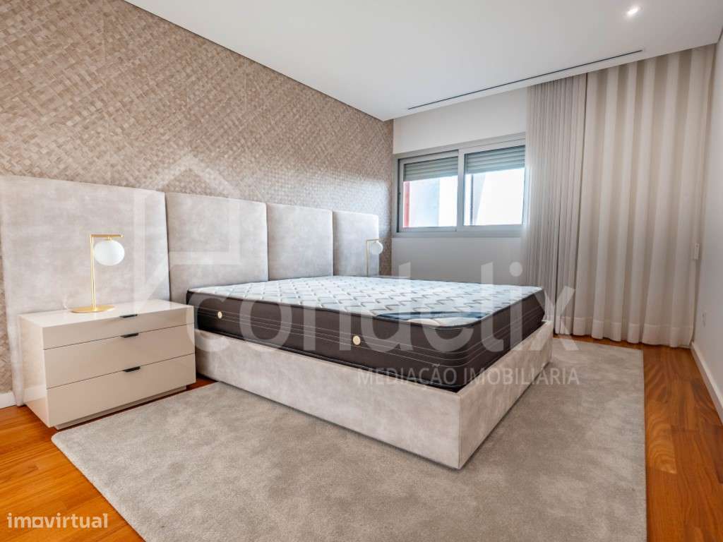 Moradia T3 com terraço, piscina e decoração de autor, Madalena-30