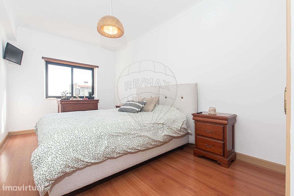 Apartamento T2 Duplex c/ terraço-16