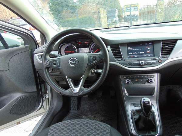 Opel Astra V 1.6 CDTI 120 Lat S&S - 20