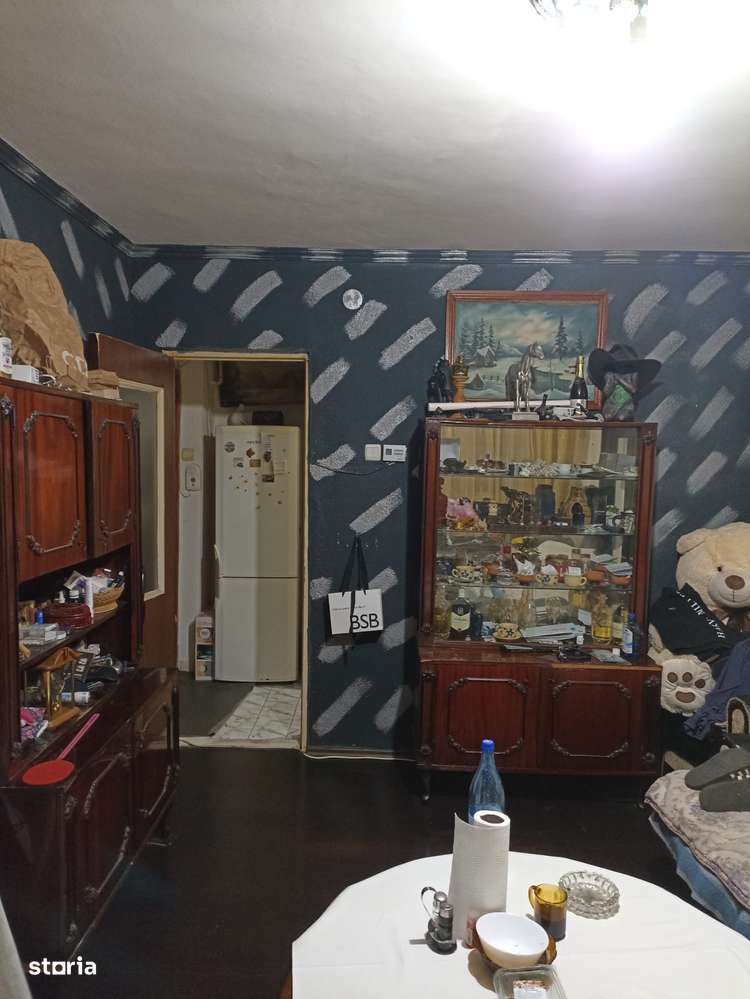 Vând apartament cu 2 camere ,Pitești-Războieni, etaj 3 - Imagine principală: 4/5