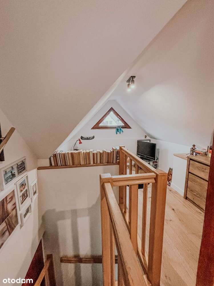 na sprzedaż dom nad jeziorem z linia brzegową-6