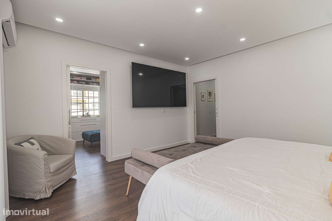 Moradia Isolada T4 com piscina  em Pinhal Frades, Fernão Ferro-18