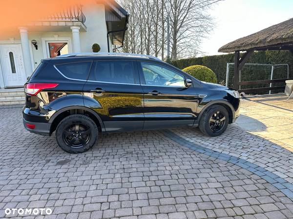 Ford Kuga 2.0 TDCi 2x4 Titanium - 9