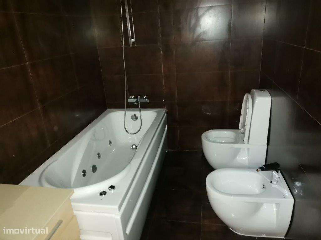 Apartamento em Amadora, Venteira-9