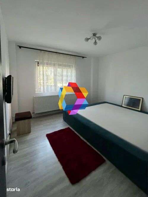 Apartament 4 camere de vânzare - zona Florilor/Craiter - 80 mp - plus- - Imagine principală: 3/8