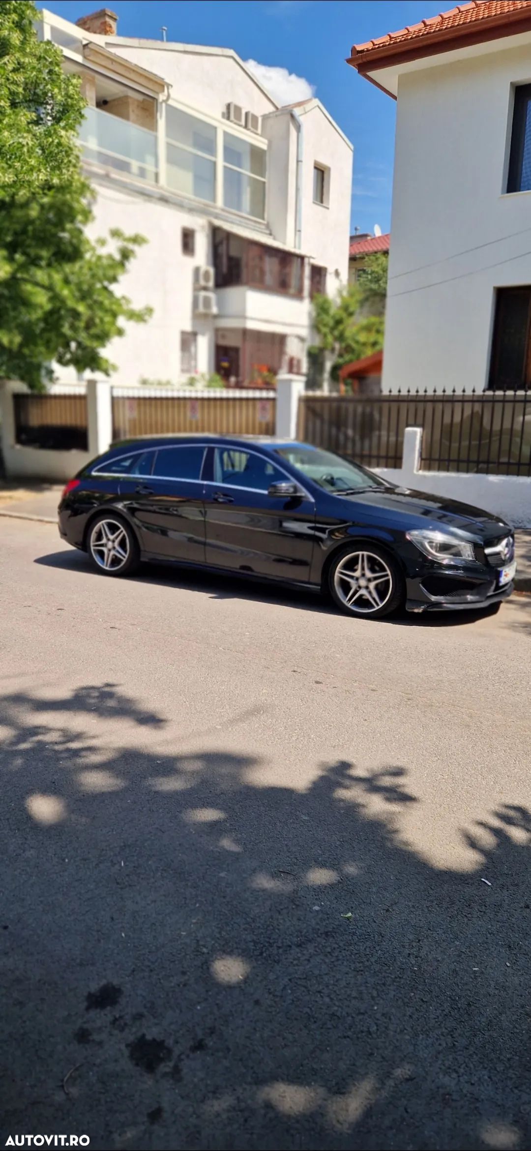 Mercedes-Benz CLA Shooting Brake 180 7G-DCT AMG Line - 1