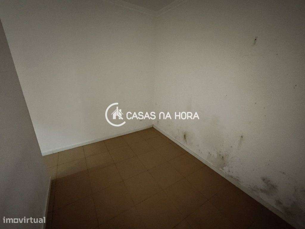 LOJA COMERCIAL  Centro Comercial Galáxia  Centro de Mem Martins / S...-15