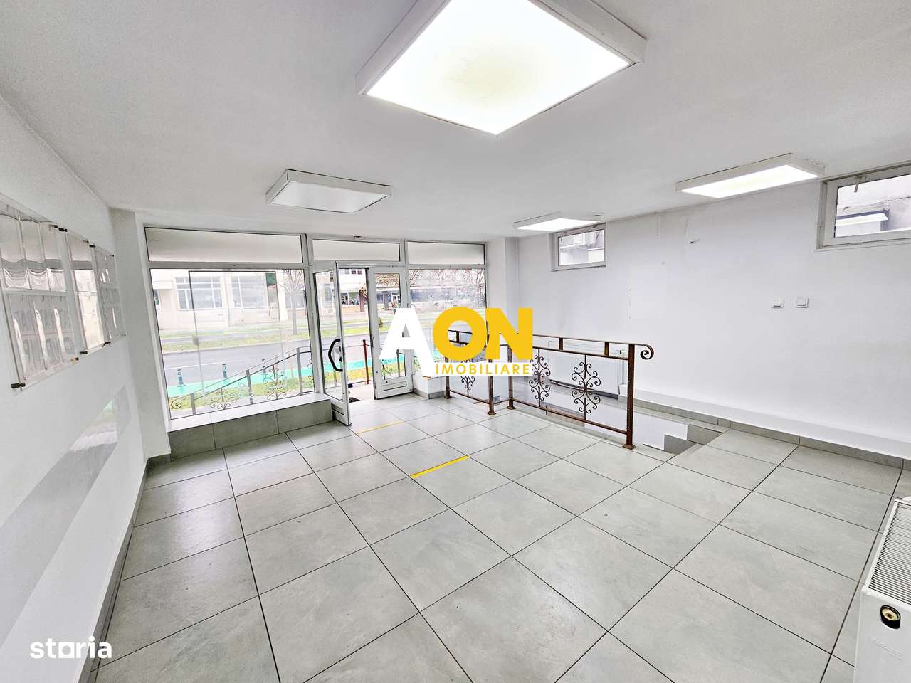 Spatiu comercial, 90 mp utili ( 65 parter + 15 subsol ), Cetate - Imagine principală: 1/10