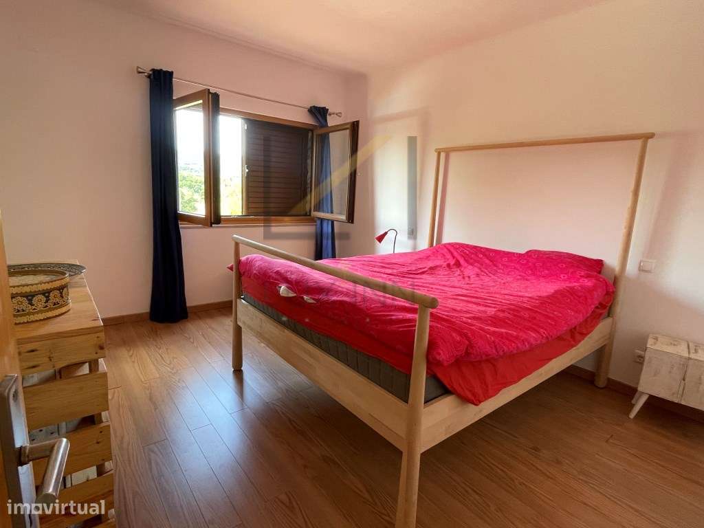Moradia T4 com piscina e jardim, na Aldeia Grande, Setúbal-13