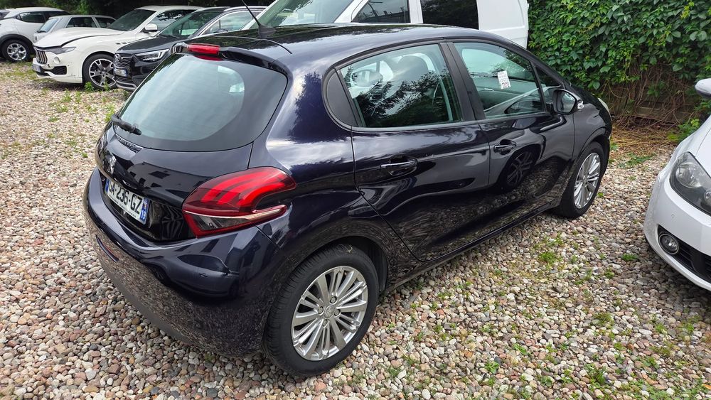 Peugeot 208 I (2012-2019) 1.2 VTi Access 2018