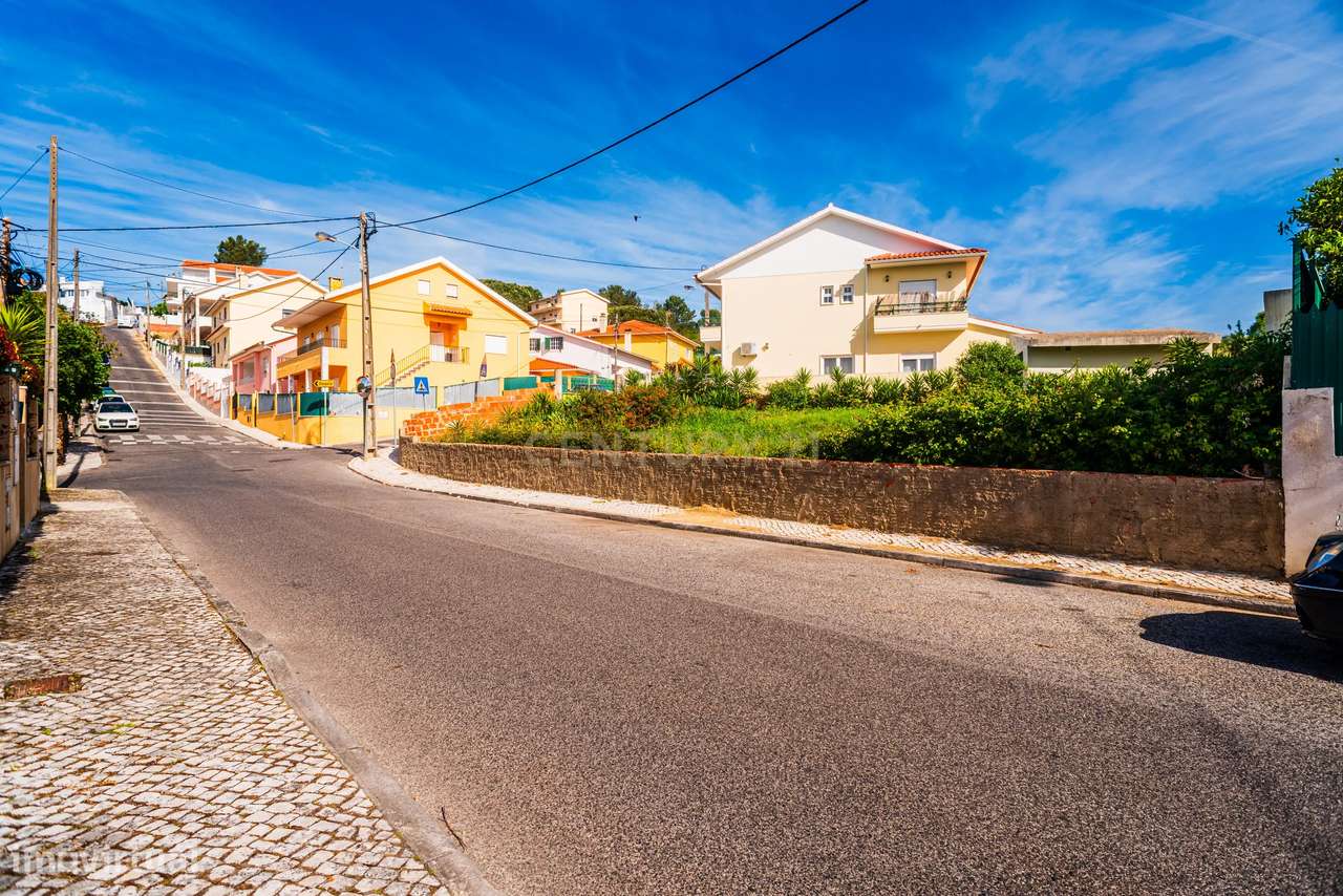 Terreno urbano de 430 m² em zona tranquila de Bicesse, Cascais-11