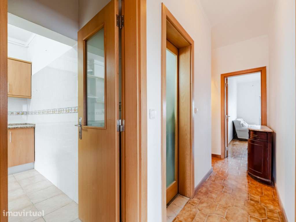 Apartamento T3 no Vale da Amoreira - Último andar-12