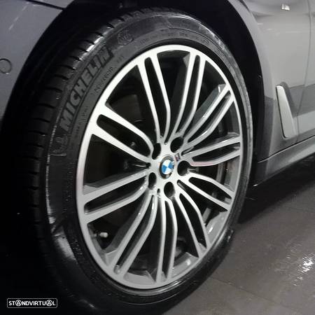 BMW 520 d Pack M - 12