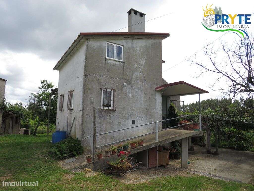 Quinta composta por moradia T4 situada perto de Cernache do Bonjardim - Grande imagem: 2/27