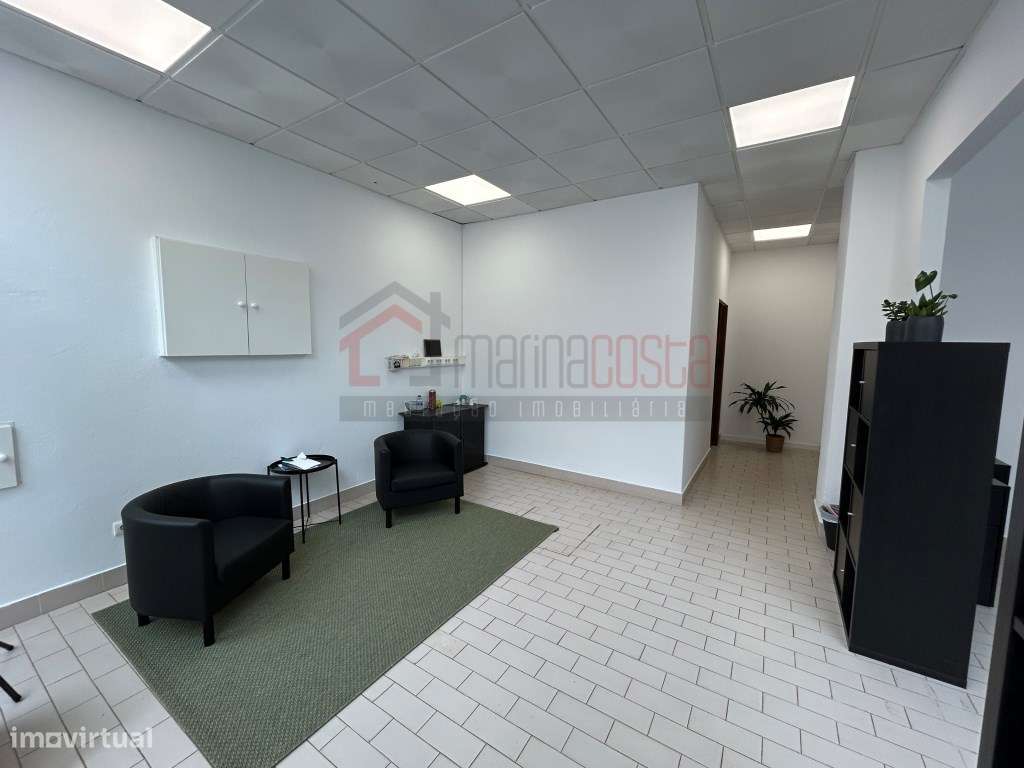 Espaço Comercial para ARRENDAMENTO em Peniche - Grande imagem: 3/9