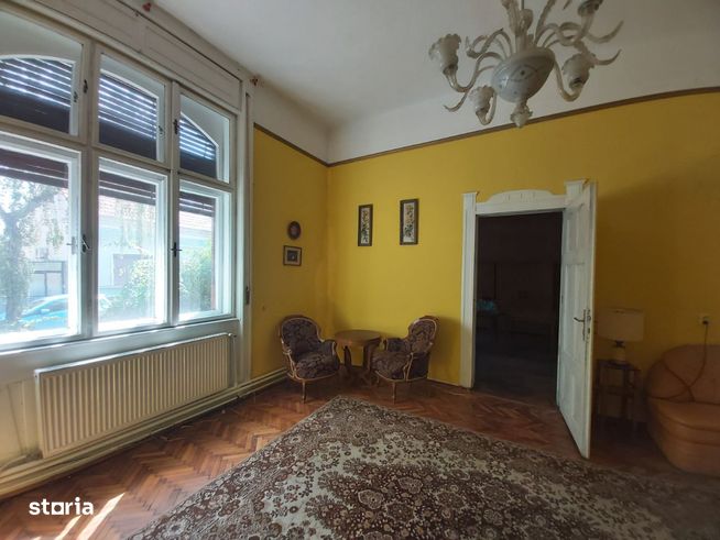 Casa de vanzare, central/ zona Parcului Bratianu - Magheru din Oradea-14
