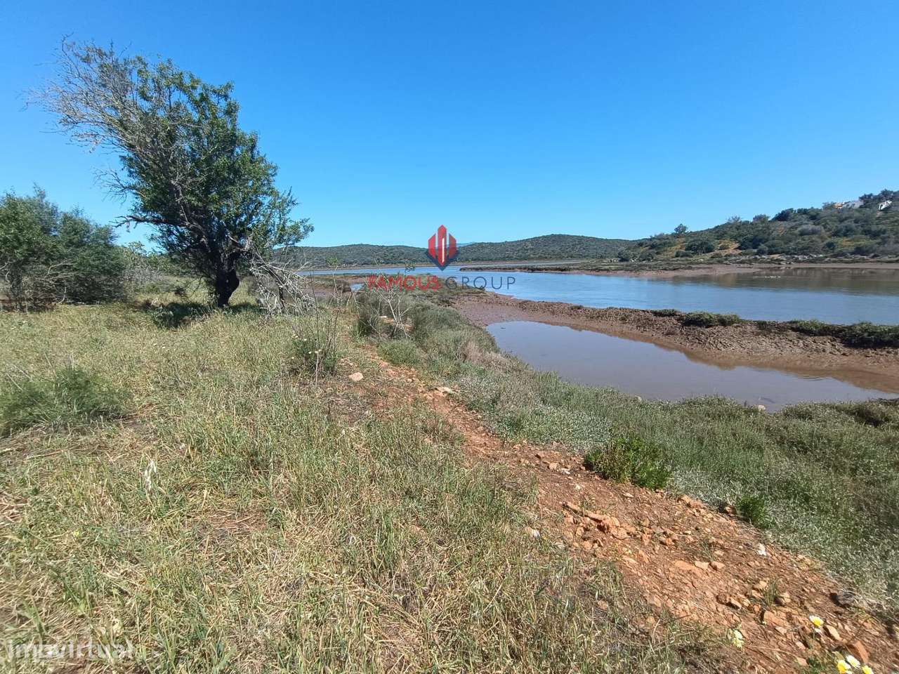 Quinta com 9 Hectares , junto ao rio Arade excelente investimento-35