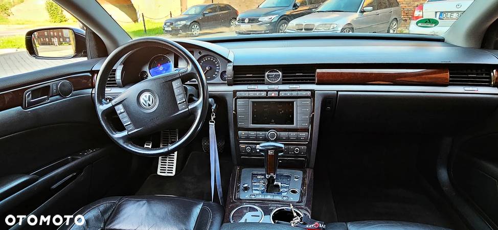 Volkswagen Phaeton 3.0 V6 TDI DPF 4M (5 os) - 24