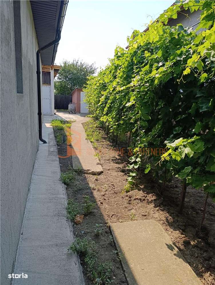 Casa tip parter zona Capatanesti-12