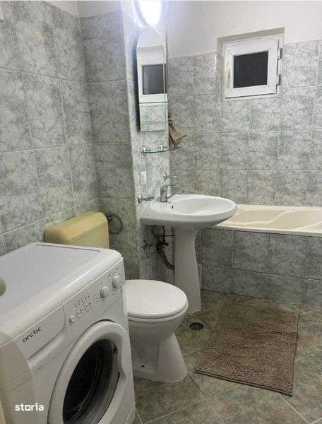 Apartament de Vanzare - Imagine principală: 5/5