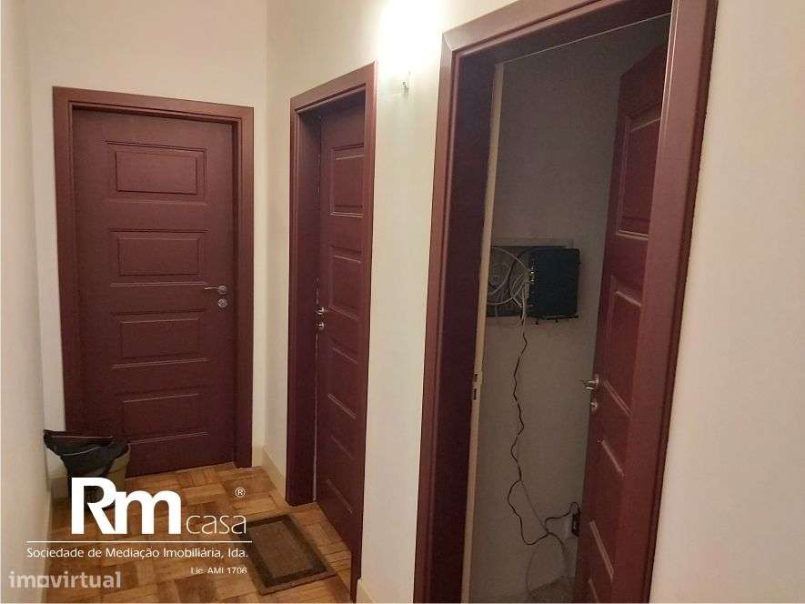 excelente prédio na Av. Emidio Navarro, junto ao Parque da Cidade-34