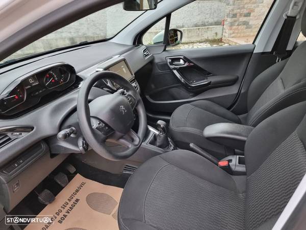 Peugeot 208 1.6 BlueHDi Style - 14