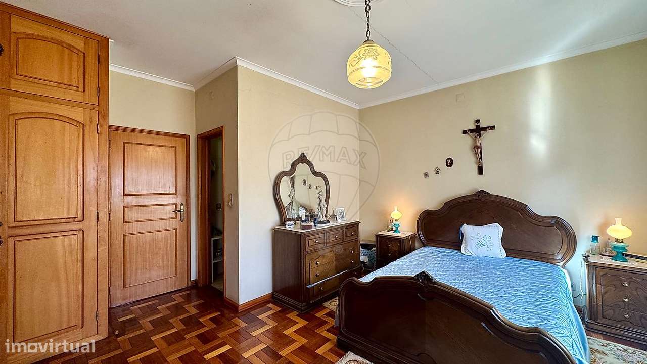 Moradia T4 para venda-14