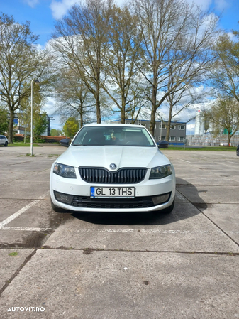 Skoda Octavia 1.6 TDI GREENLINE - 2