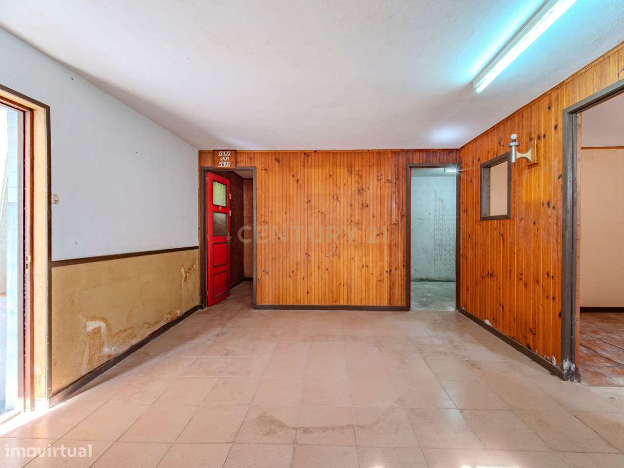 Moradia T3 em Leça da Palmeira -  Oportunidade Única para Investidores-24