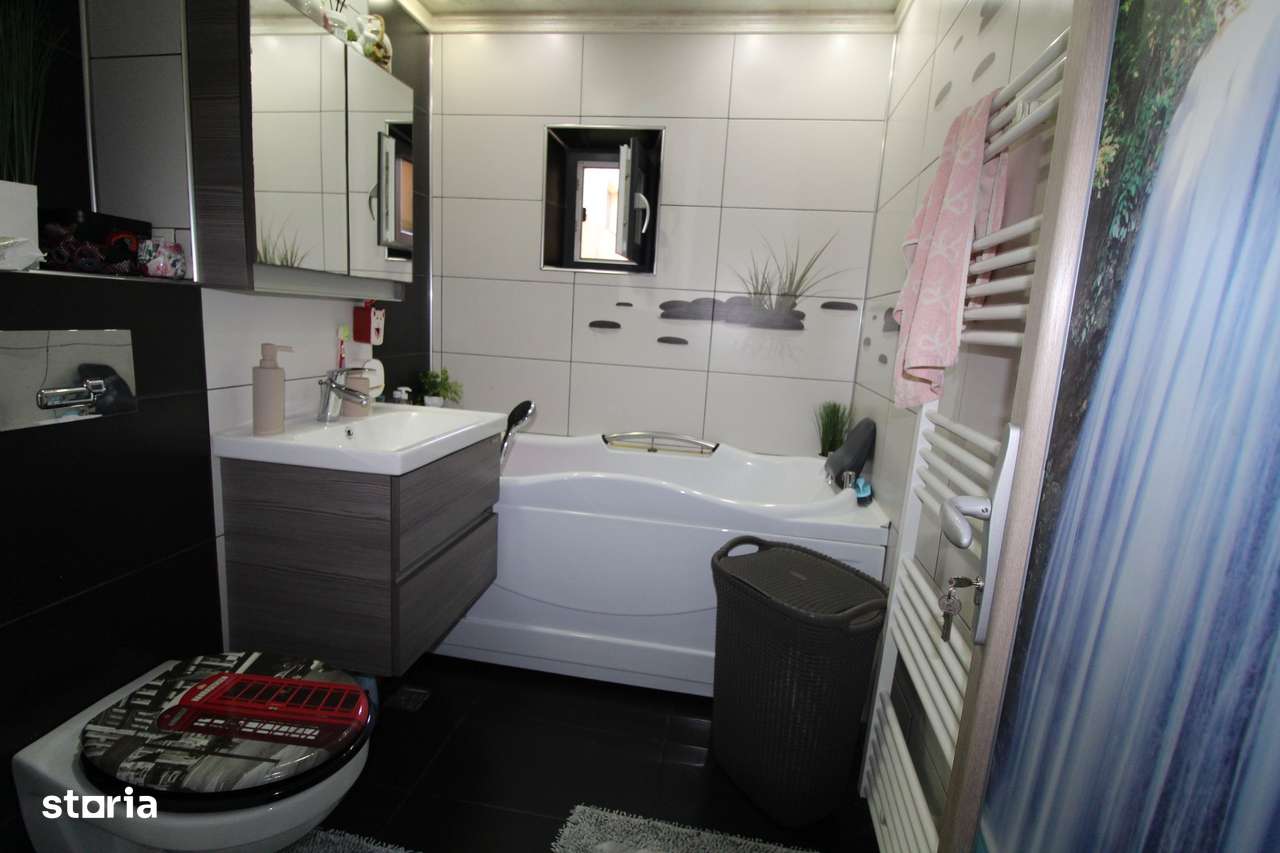 Apartament 2 camere,  56 mp,   zona Teilor-6