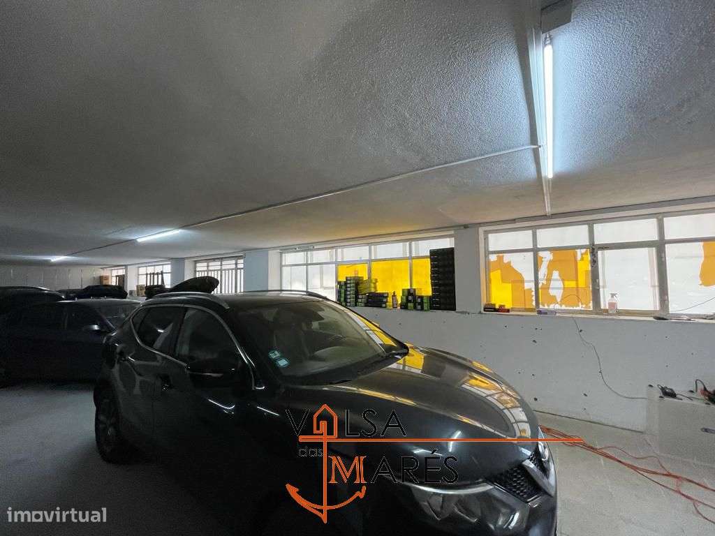 Armazém em Espinho para venda-6
