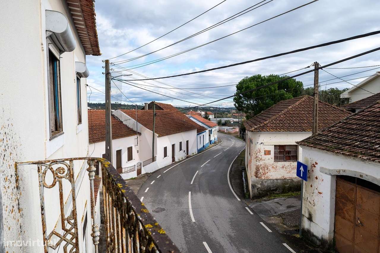 Moradia T10 com Terreno (ÁREA TOTAL 1143m2)  – Arneiro das Milhariças-28