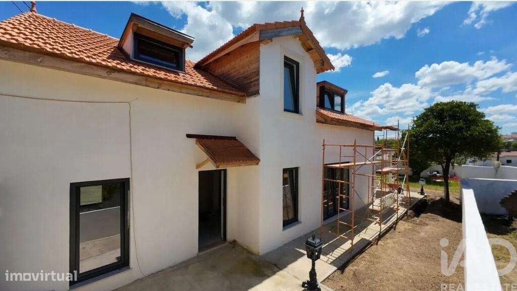 Prédio em Sangalhos de 183 m2 - Grande imagem: 5/16