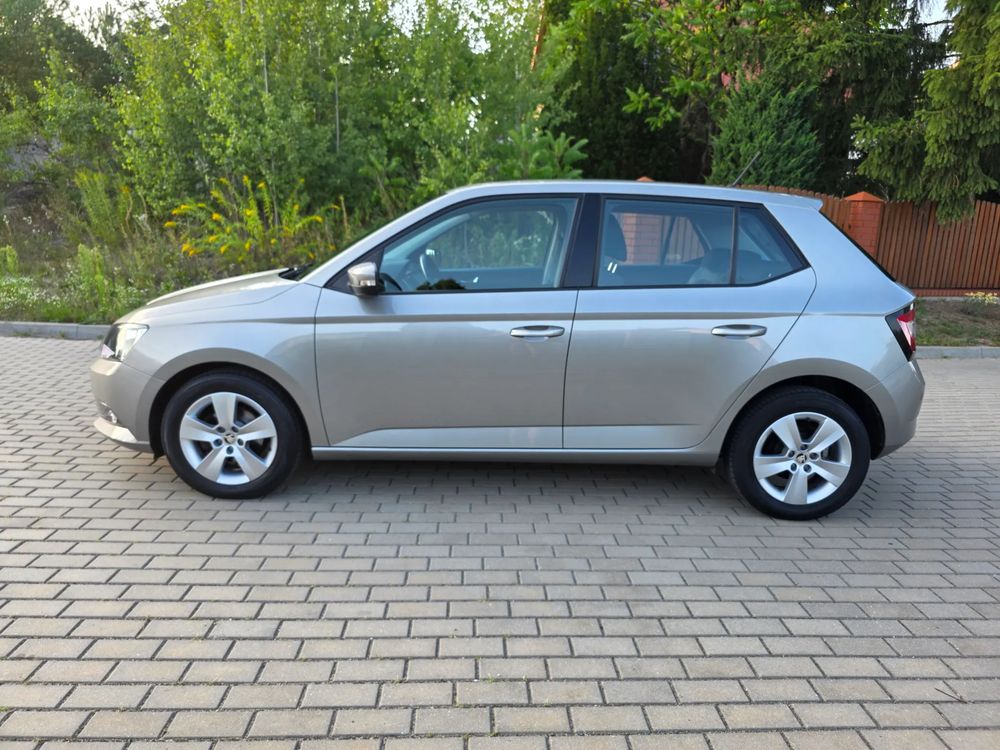 Skoda Fabia III (2014-2021) 1.2 TSI Ambition 2017