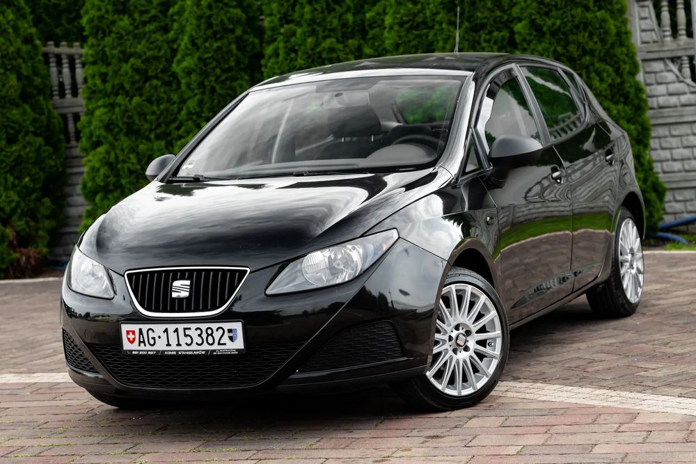 Seat Ibiza IV (2008-2017) 1.4 16V Style 2011
