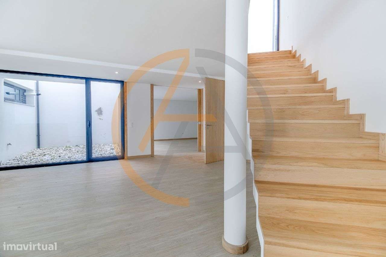 Moradia T4 Nova com Piscina | Foz do Douro-45