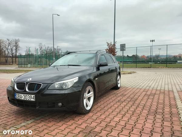 BMW Seria 5 525d - 10