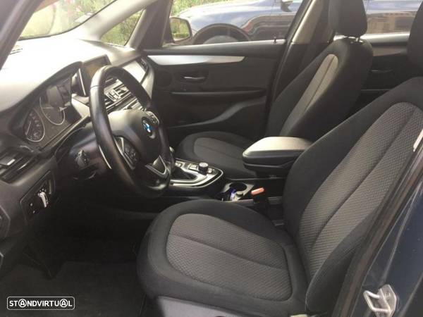 BMW 218 Active Tourer d Advantage Auto - 9