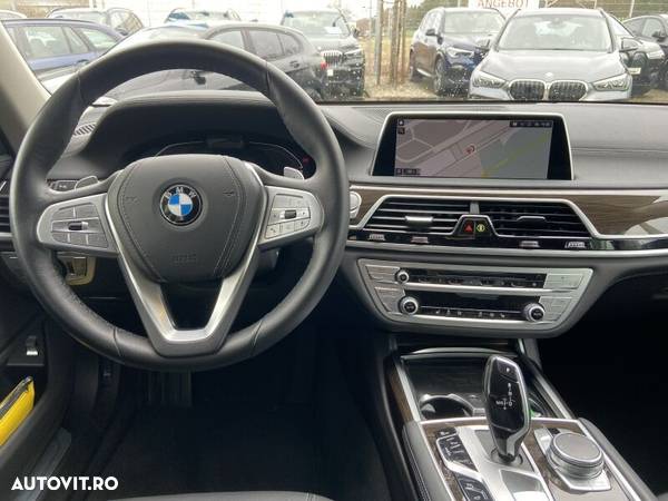 BMW Seria 7 - 9