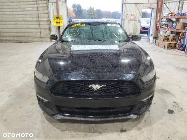 Ford Mustang 3.7 V6 Premium - 5