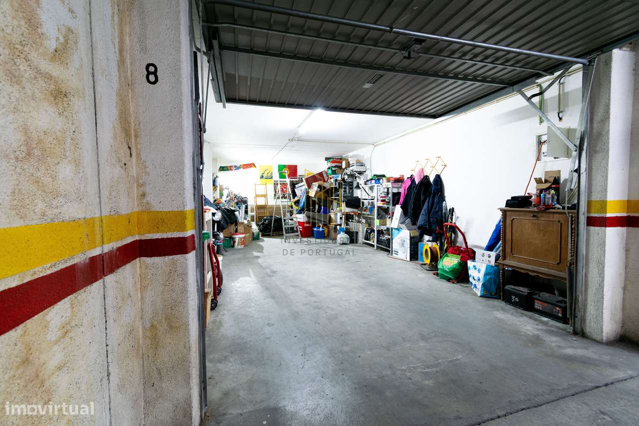 T3 com áreas generosas e excelente localização – Rua Cidade de Belg...-22