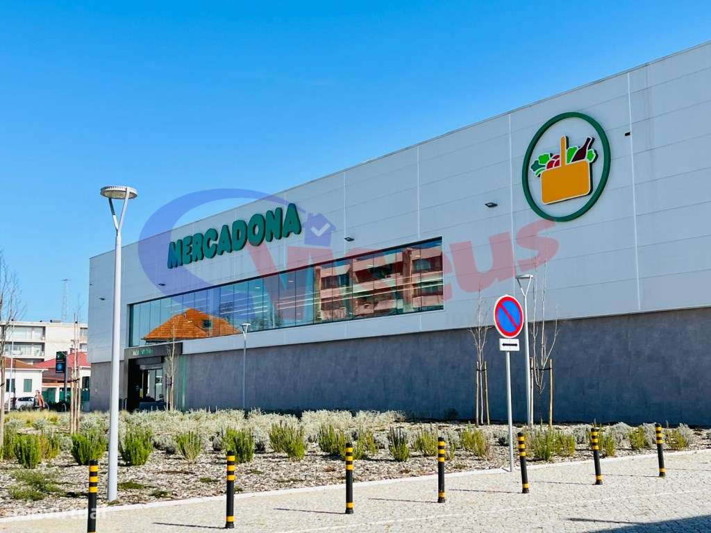 Apartamento T3 Oliveira do Douro-6