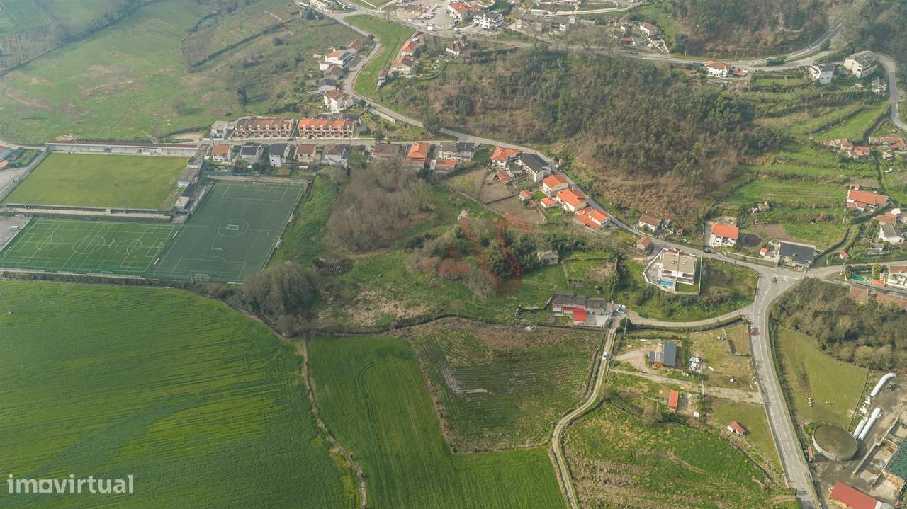 Quinta com 2 hectares em Sande S. Lourenço, Guimarães-10