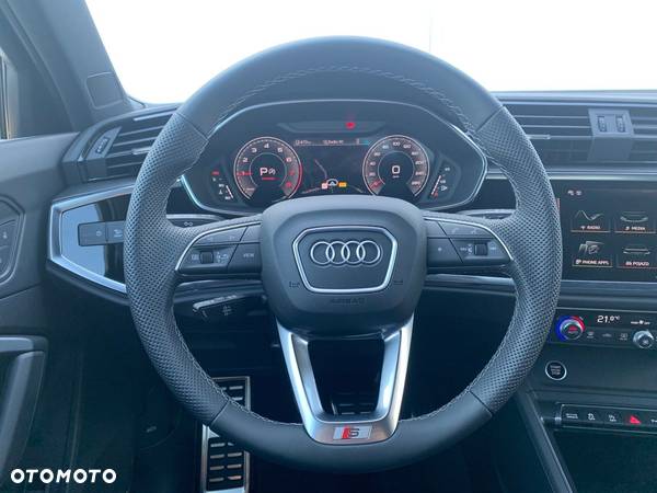 Audi Q3 Sportback - 8