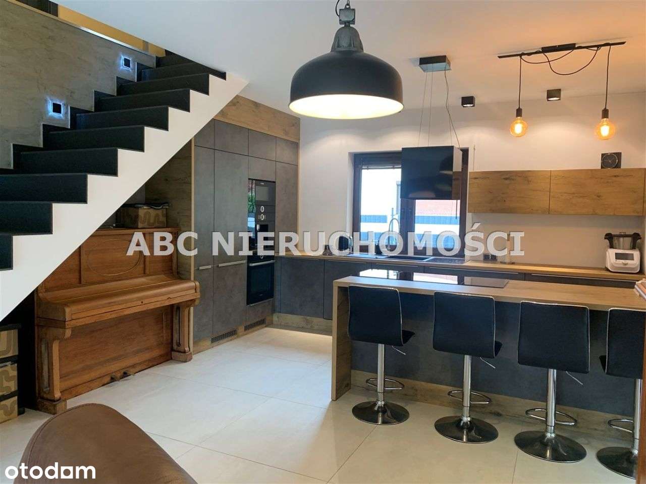 Luksusowy Dom Graniczący Ze Ścianą Lasu!-3