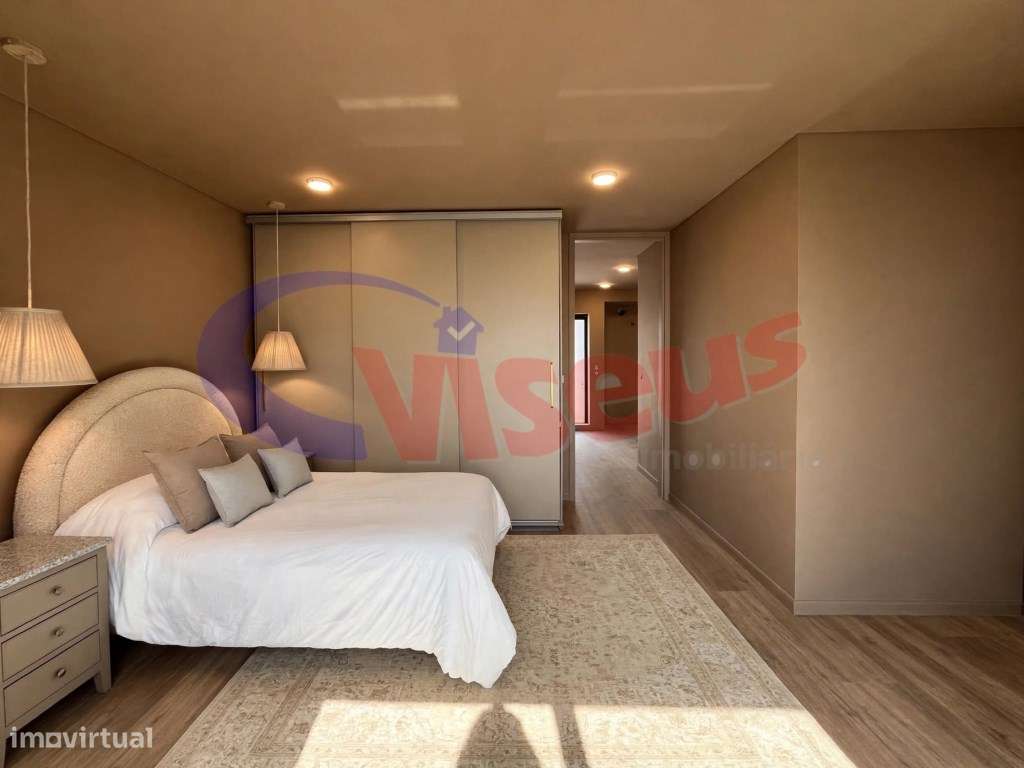 Apartamento T1 Penthouse com terraço.-29